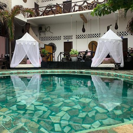 Hotel Budamar ซิโปไลต์ ภายนอก รูปภาพ