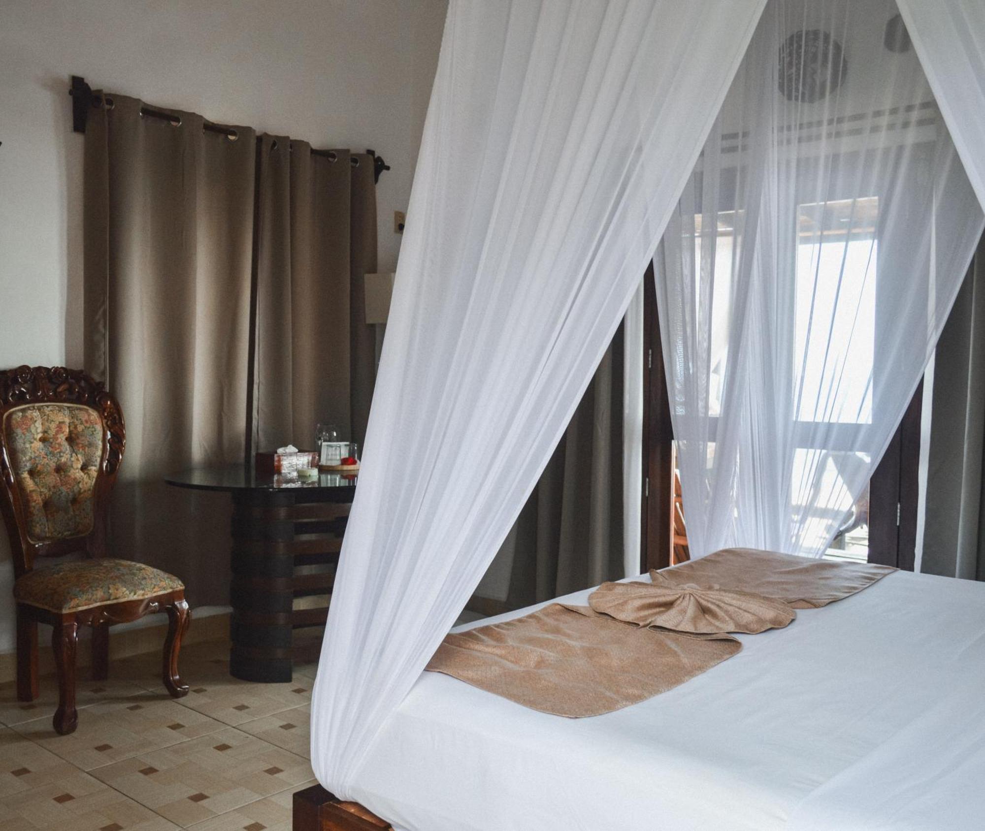 Hotel Budamar ซิโปไลต์ ภายนอก รูปภาพ