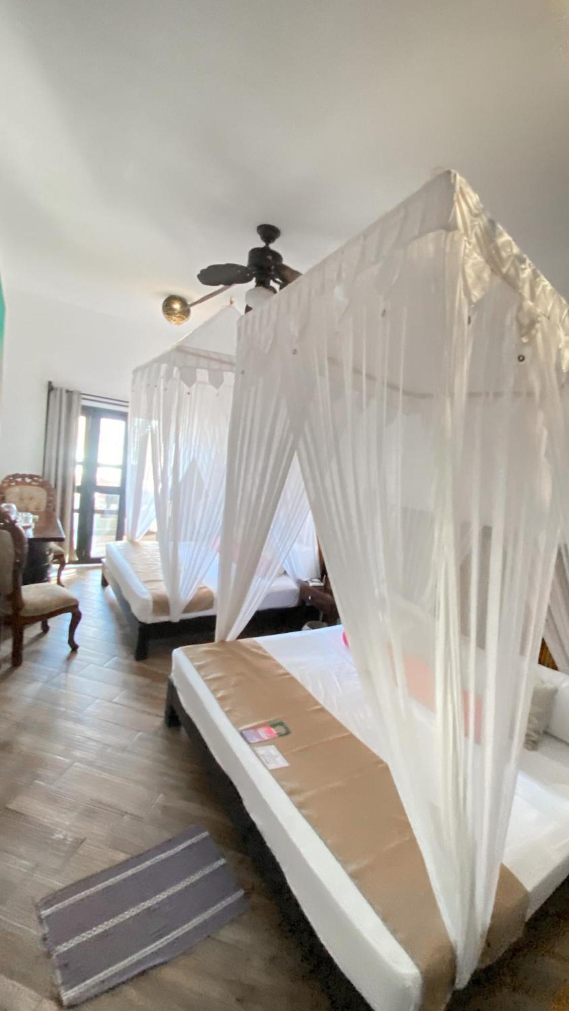 Hotel Budamar ซิโปไลต์ ภายนอก รูปภาพ