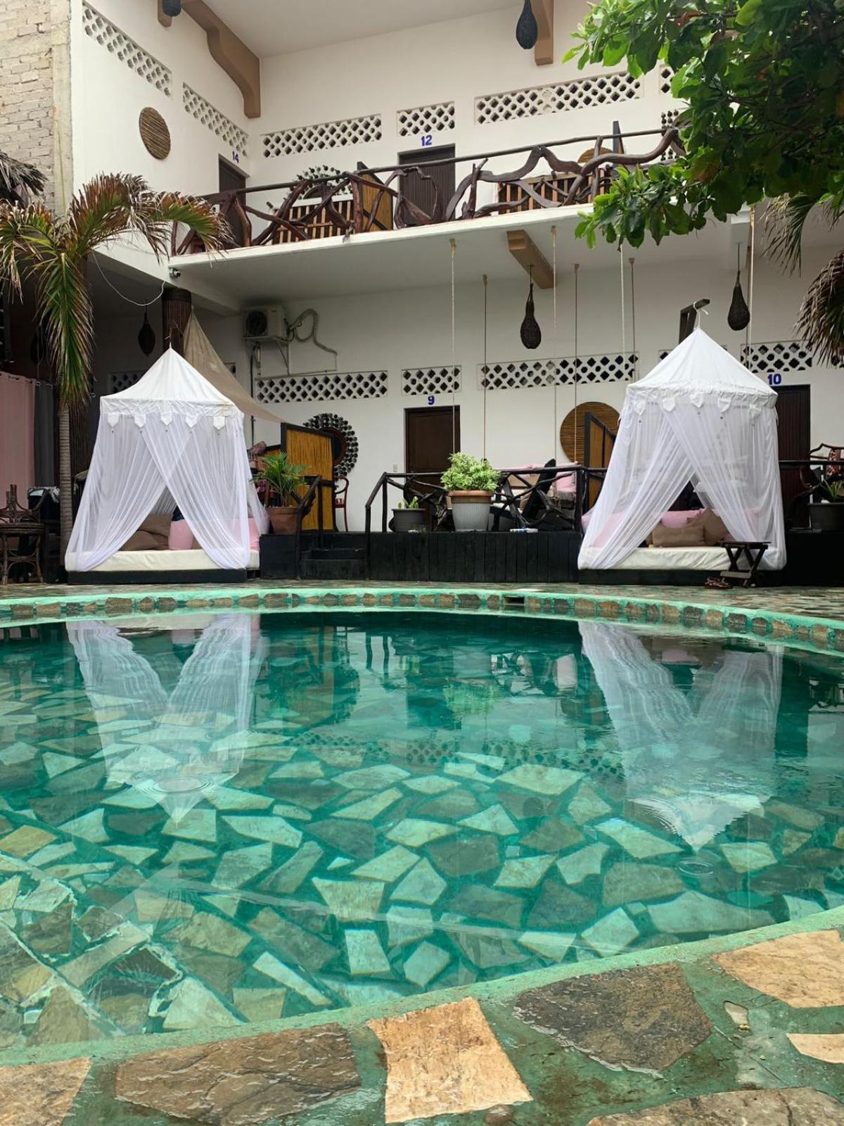 Hotel Budamar ซิโปไลต์ ภายนอก รูปภาพ